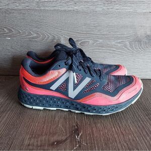 New Balance Women's Fresh Foam Gobi WTGOBIBB Trail Runner Guava/Black 6
